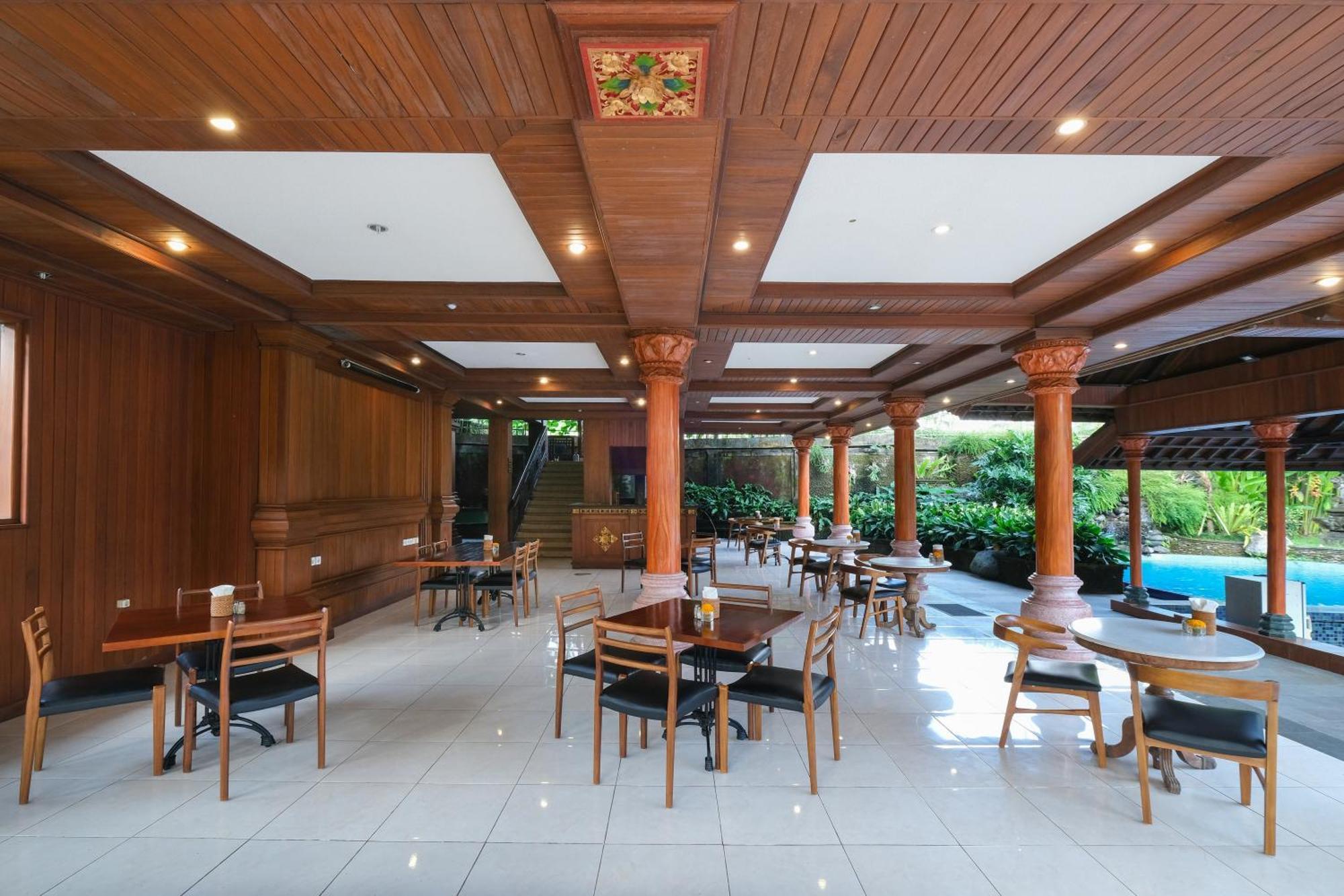 布瓦纳乌布酒店 外观 照片